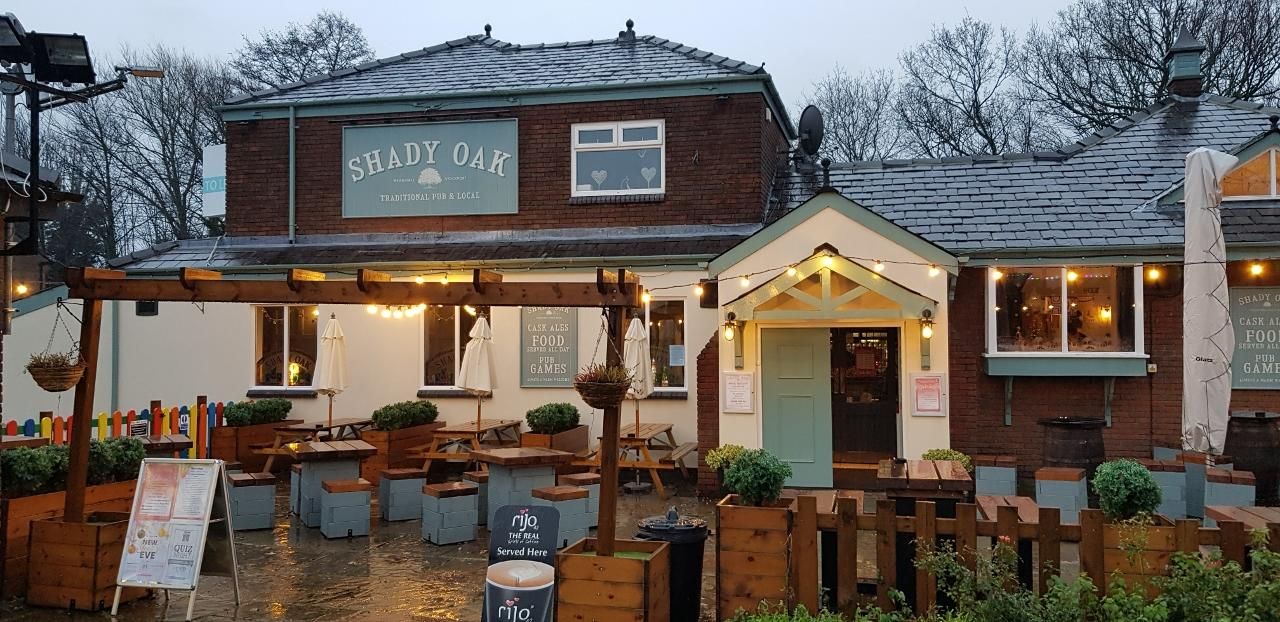 Bramhall - Shady Oak 2021 12 11. (Pub, External). Published on 23-12-2021