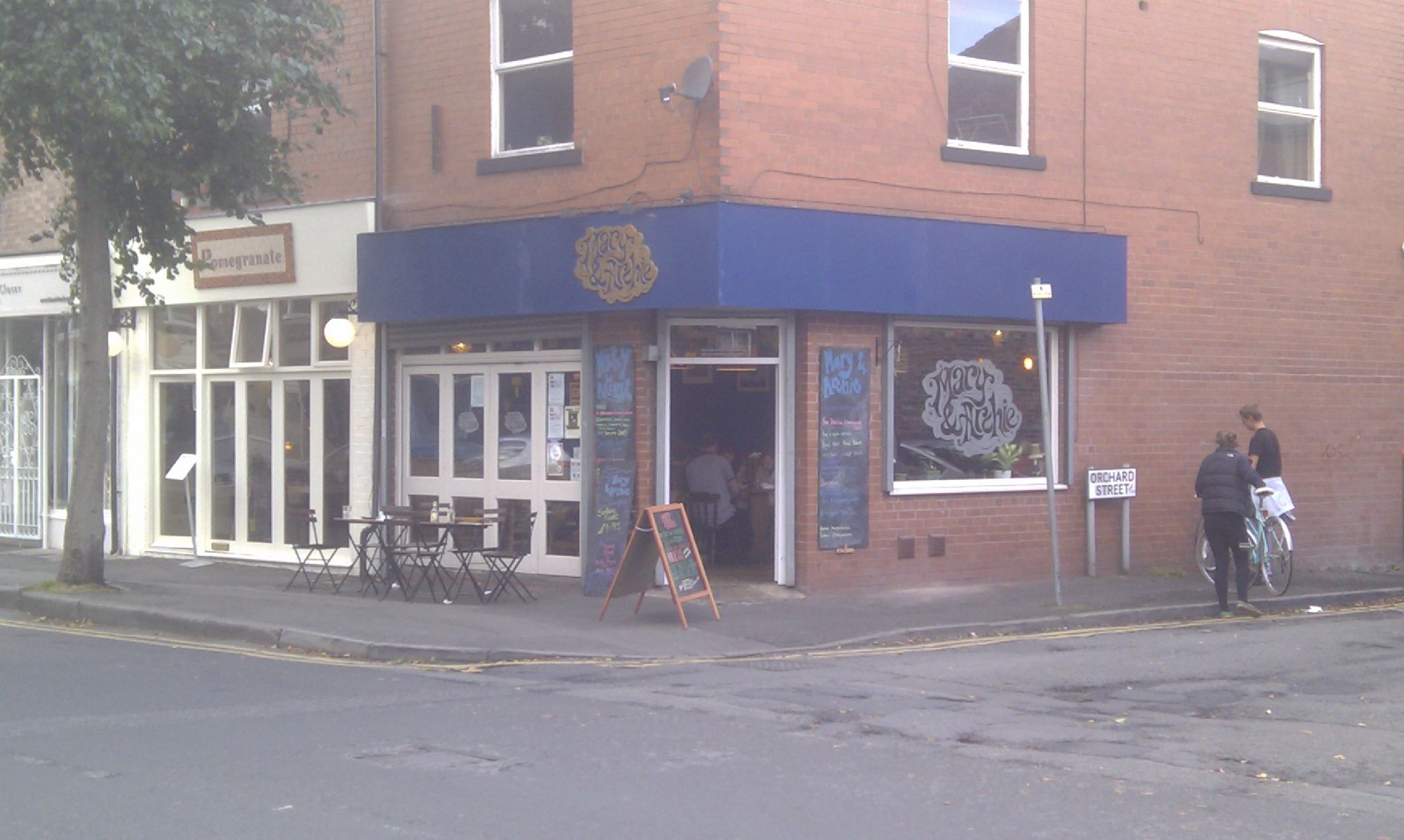 Mary & Archie - West Didsbury. (Pub, External). Published on 25-09-2011