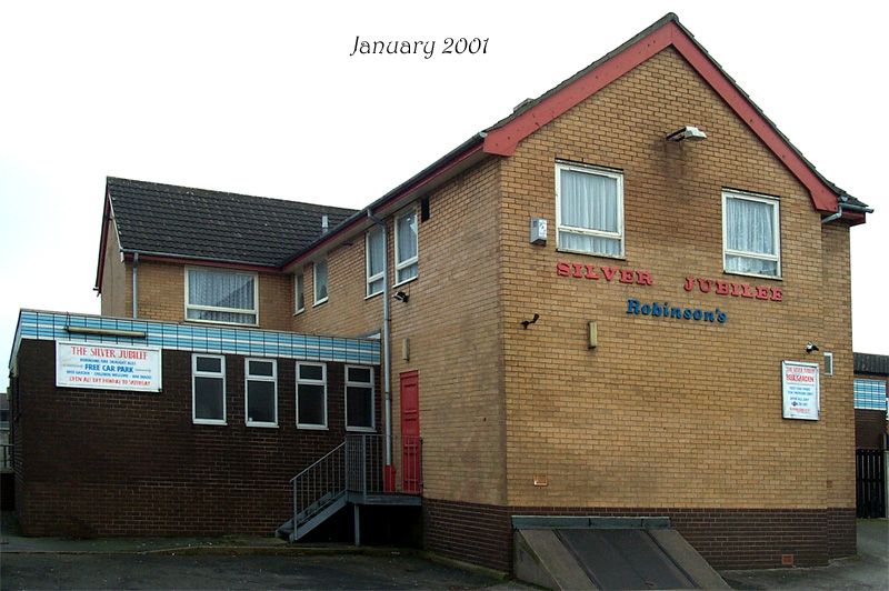 Silver Jubilee - Heaton Norris 2001. (Pub, External). Published on 19-09-2008