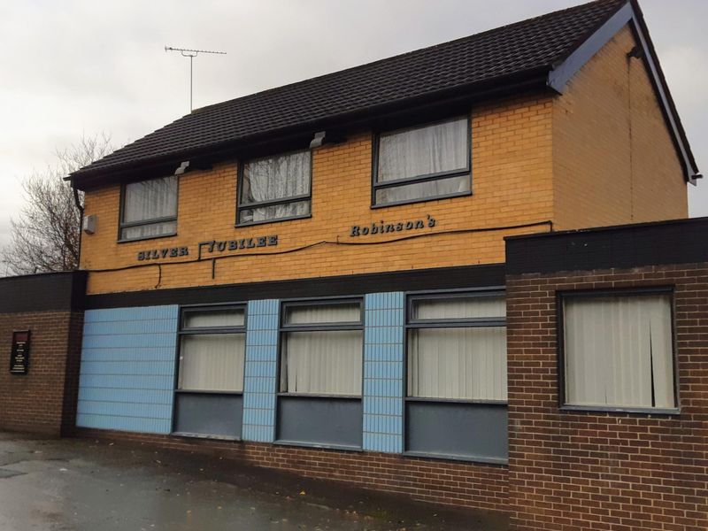 Heaton Norris - Silver Jubilee 2021-09-19. (Pub, External, Key). Published on 23-09-2021