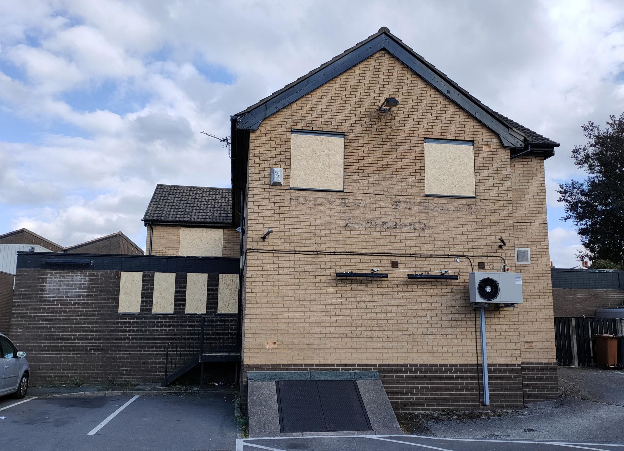 Heaton Norris - Silver Jubilee Closed 2021 09 23. (Pub, External). Published on 23-09-2021