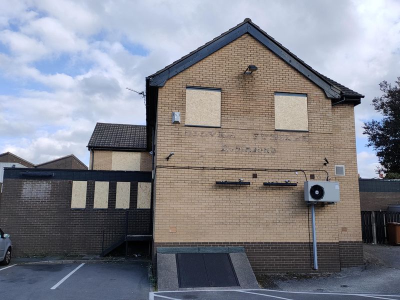 Heaton Norris - Silver Jubilee Closed 2021 09 23. (Pub, External). Published on 23-09-2021