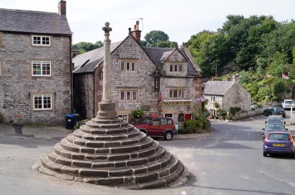 Bonsall Market Cross in foreground. (External). Published on 04-09-2013