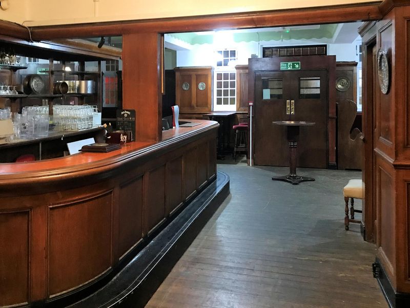 Taken October 2024. (Bar). Published on 20-10-2024 