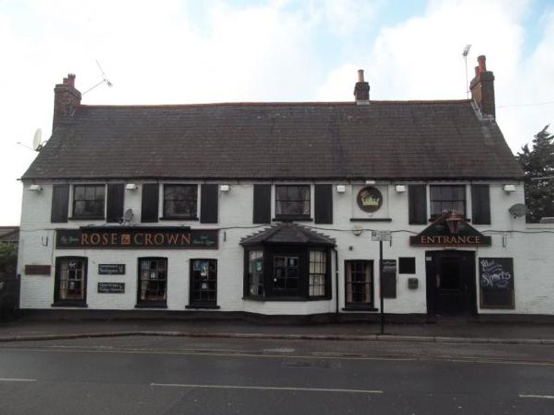 Rose & Crown, Heston. (Pub, External). Published on 07-01-2014 