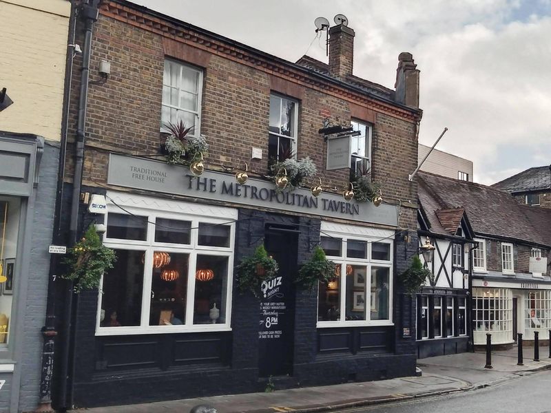 Metropolitan Tavern