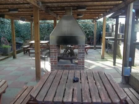 Smoking Shelter & BBQ. (Garden). Published on 02-03-2014