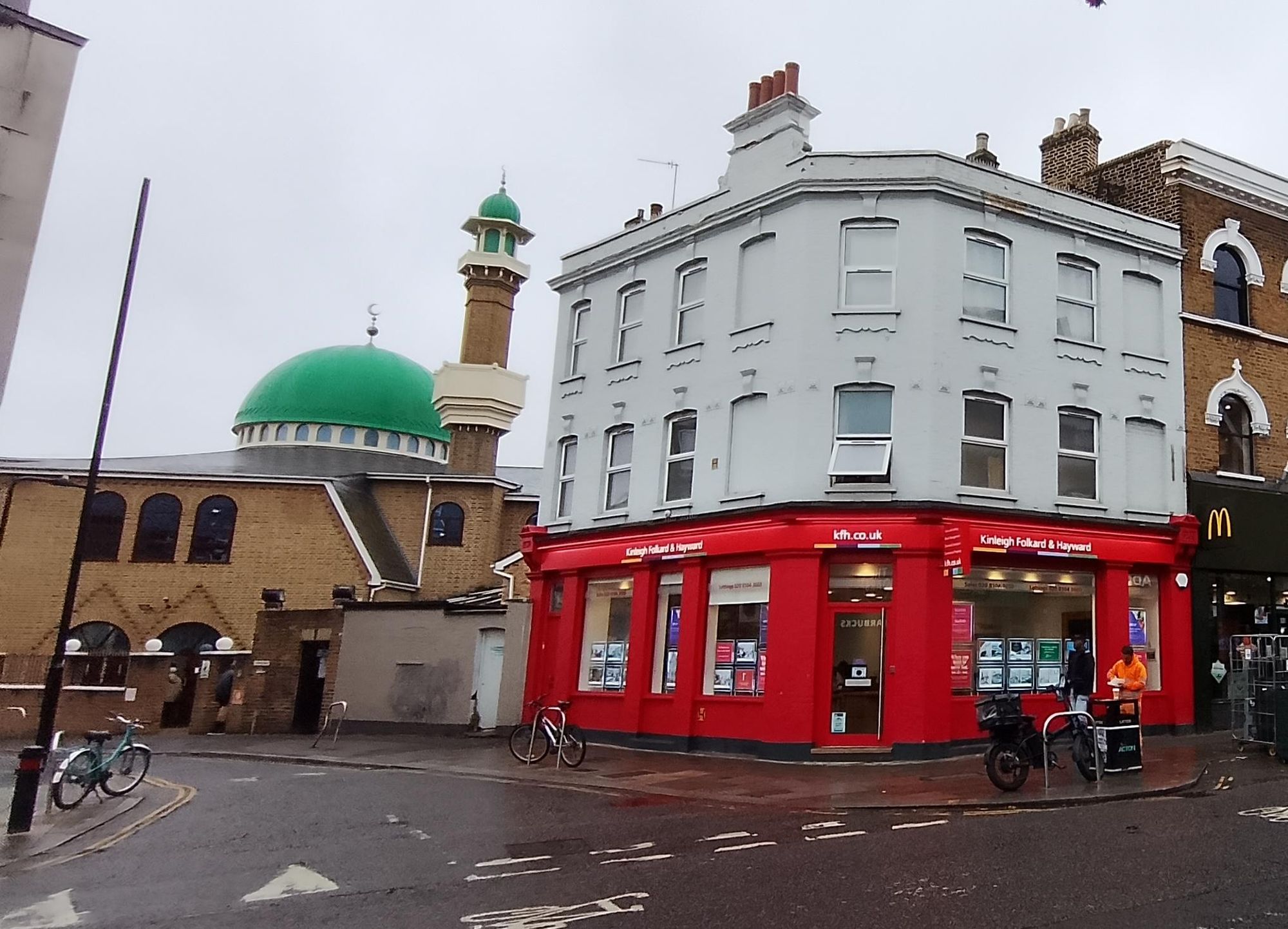 Taken as estate agent Oct 2025. Published on 05-10-2025