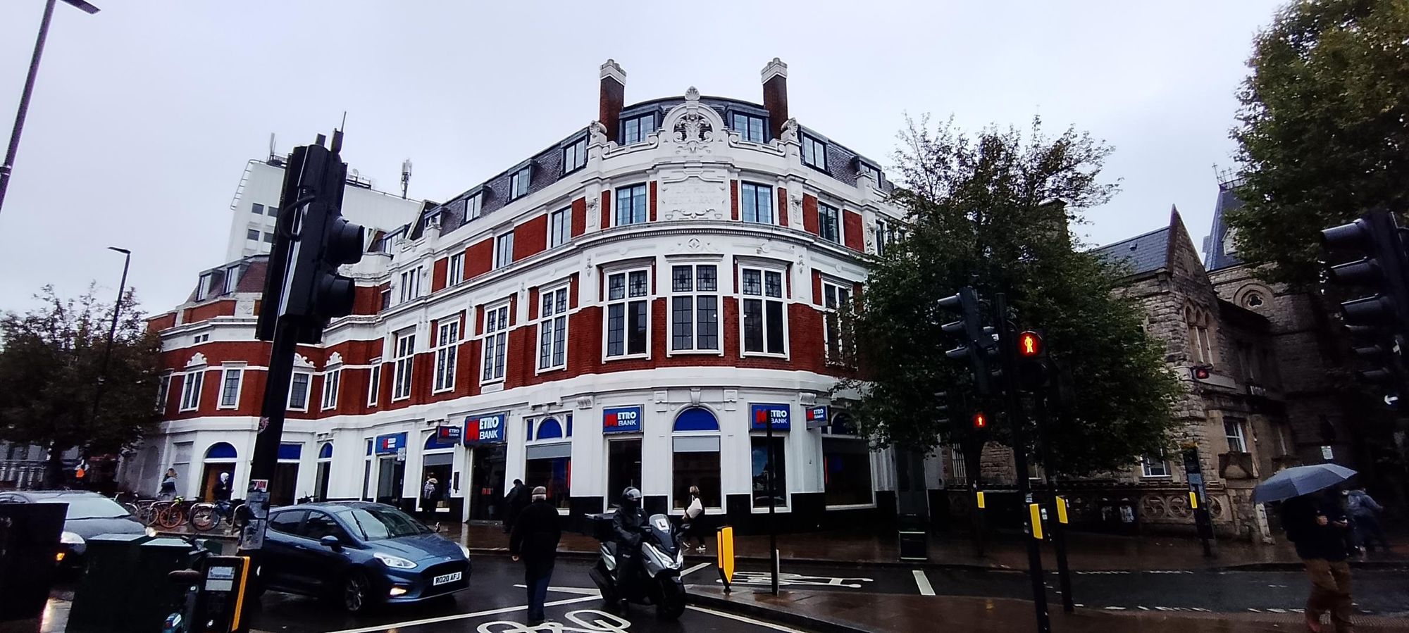 Taken in 2025 following conversion to Metro Bank. Published on 05-10-2025