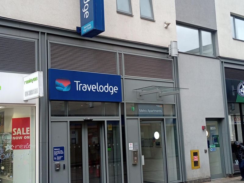 (Pub, External, Sign, Key). Published on 27-05-2025