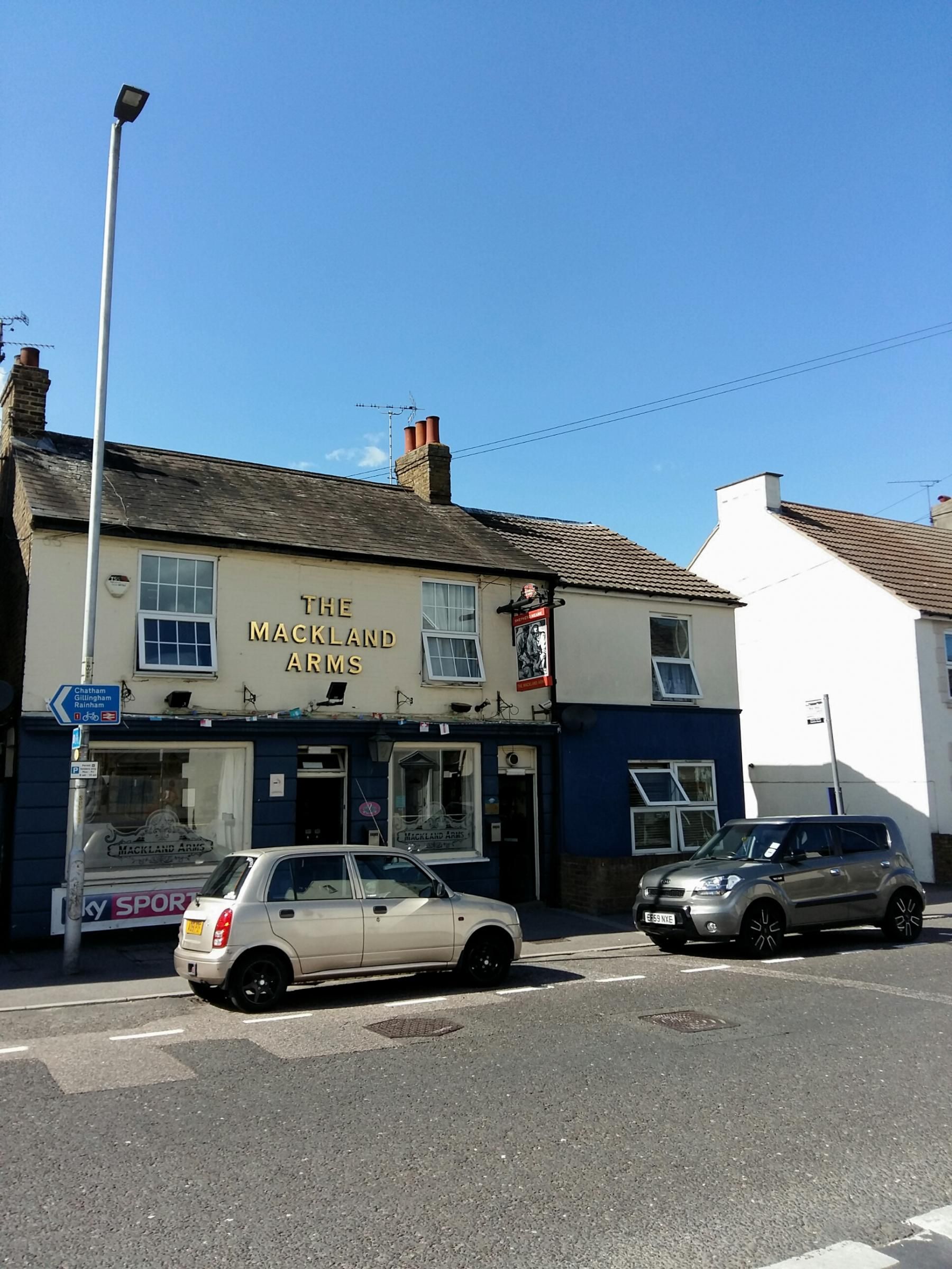 Street frontage. Published on 09-08-2018