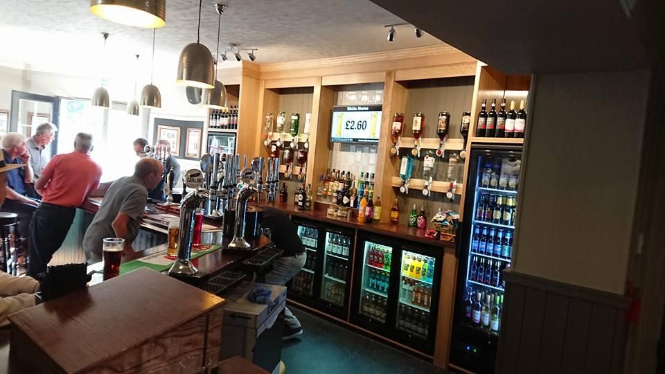 Inside and bar back. (Bar). Published on 02-09-2017