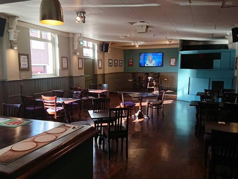 Bar floor. (Bar). Published on 02-09-2017 