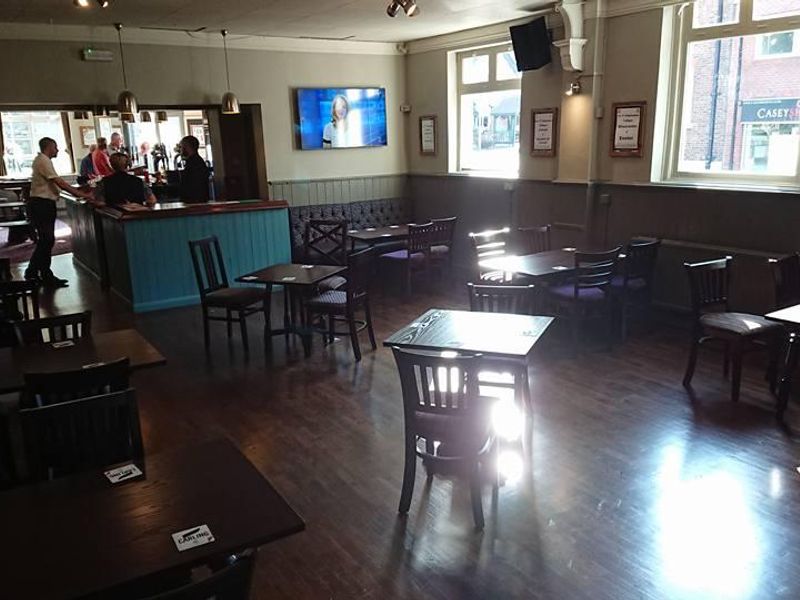 The bar floor. Published on 02-09-2017 