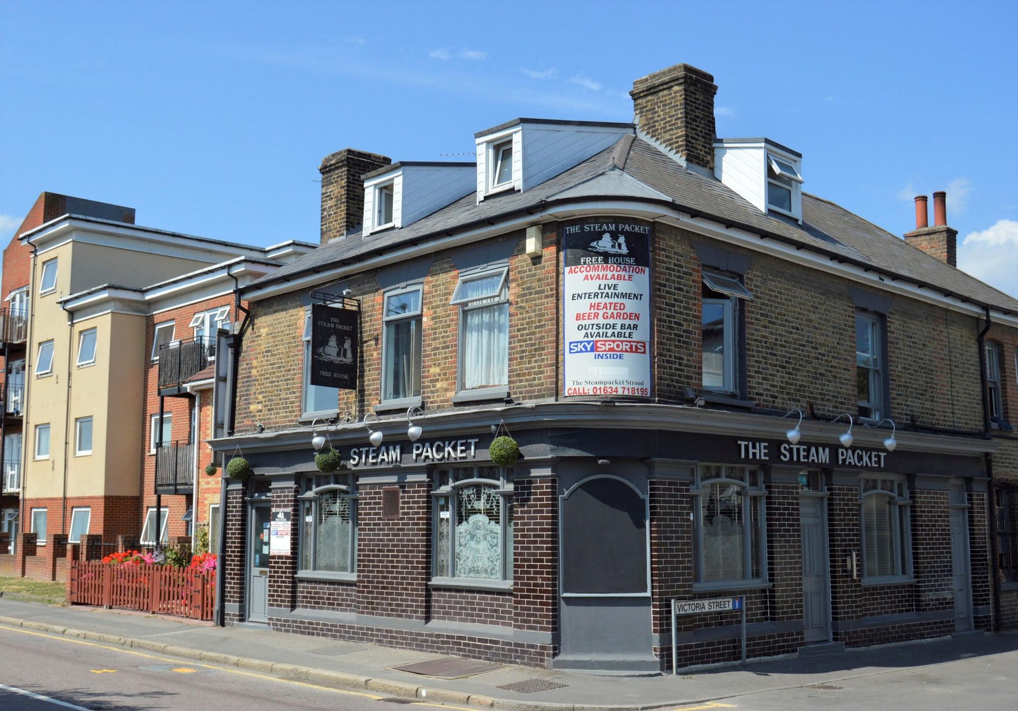 Street corner frontage. (Pub, External, Key). Published on 09-08-2018