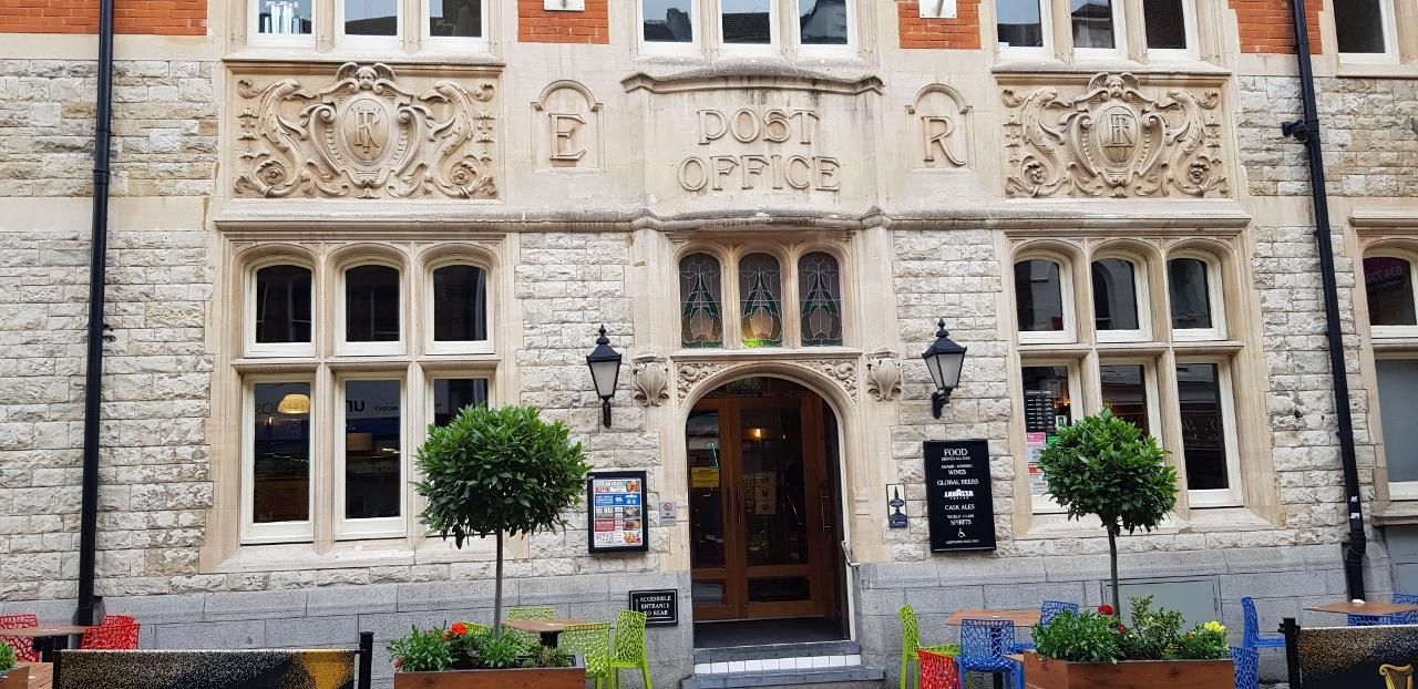 Street frontage main door. (Pub, External). Published on 06-10-2021