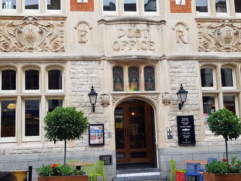 Street frontage main door. (Pub, External). Published on 06-10-2021