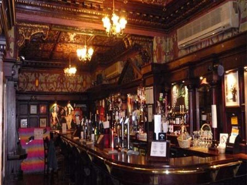 (Bar). Published on 18-09-2012