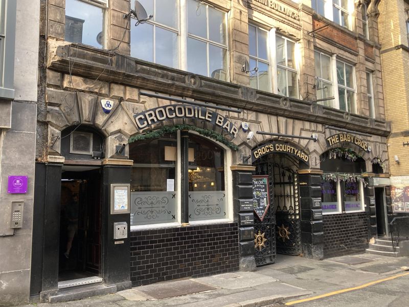 (Pub, Key). Published on 01-10-2025