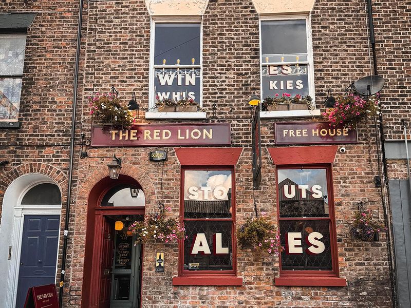(Pub, Key). Published on 12-10-2025