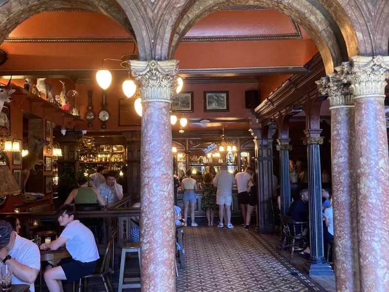 (Bar). Published on 25-05-2026