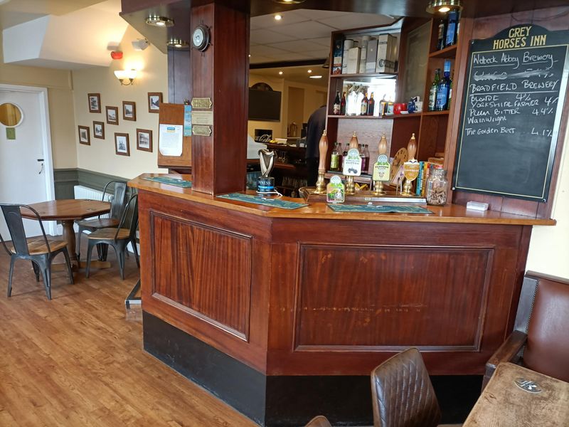 (Pub, Bar). Published on 22-03-2022 
