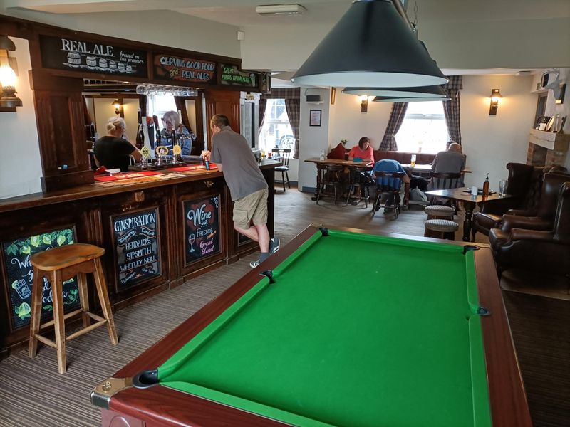 (Pub, Bar). Published on 21-07-2022