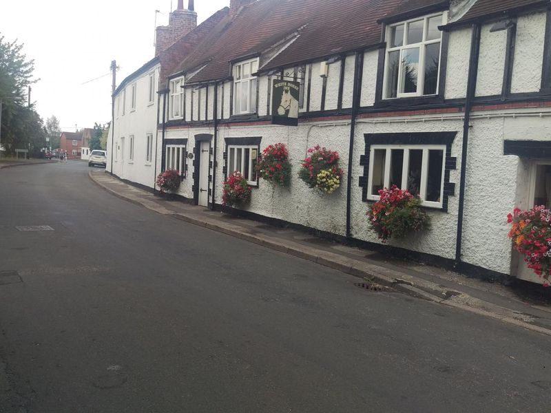 White Horse Inn, Misson. (External, Key). Published on 19-08-2018