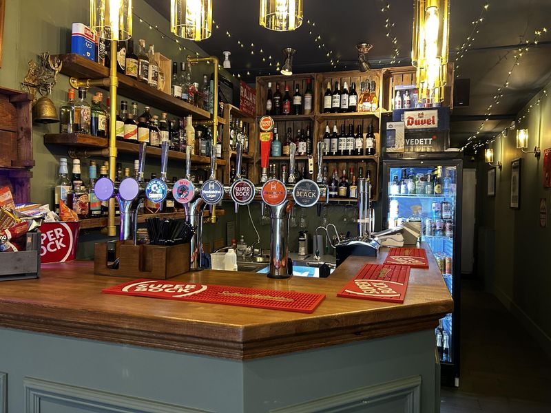 (Bar). Published on 29-03-2025