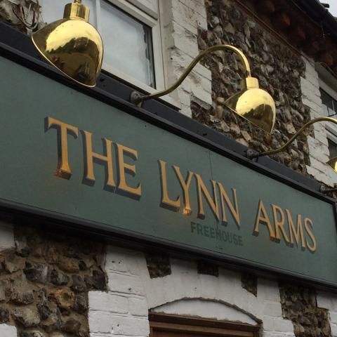 (Pub, Sign). Published on 06-08-2014