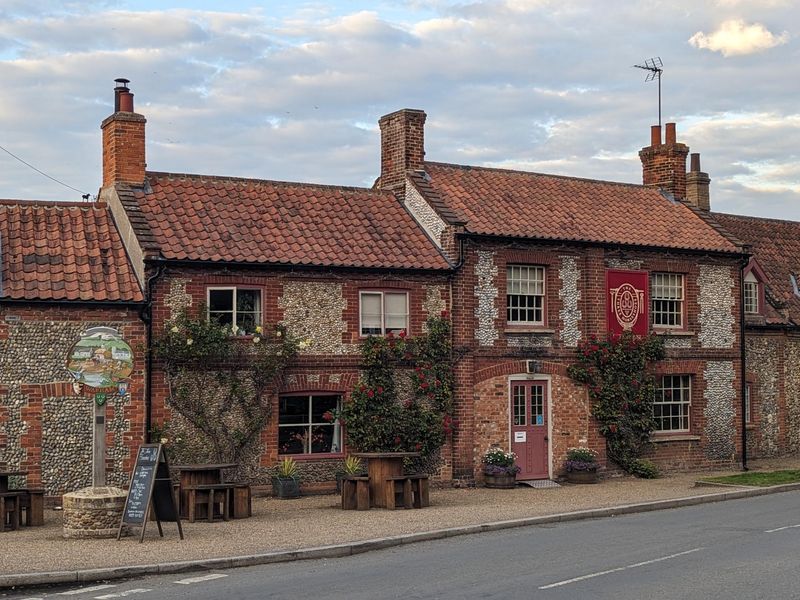 Warham Three Horseshoes. (Pub, External, Key). Published on 01-08-2023