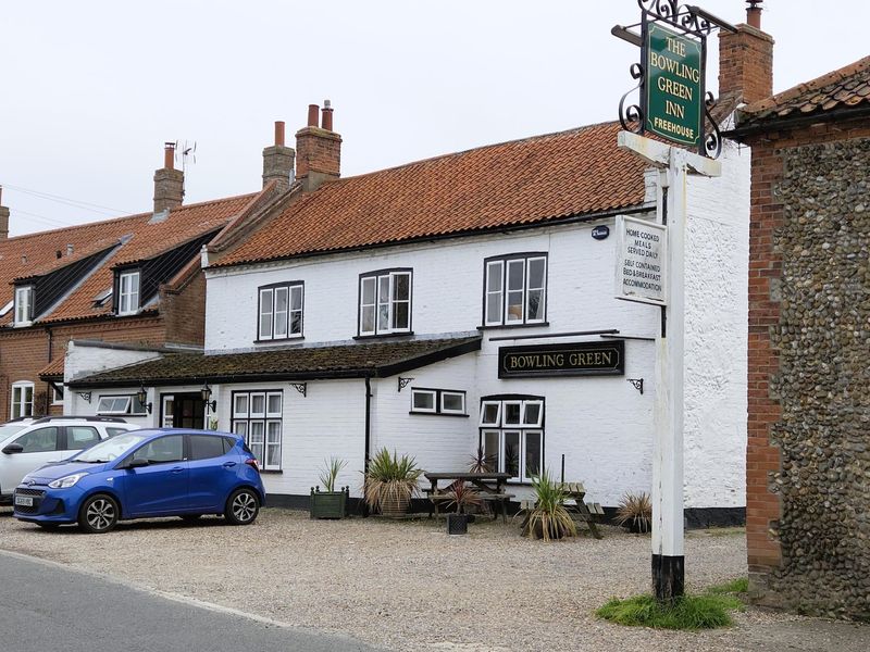 Bowling Green at Wells-next-the-Sea. (Pub, External, Key). Published on 01-10-2025