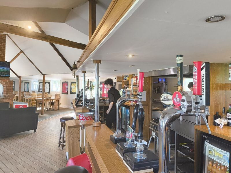 Hole in One bar. (Bar). Published on 01-06-2025 