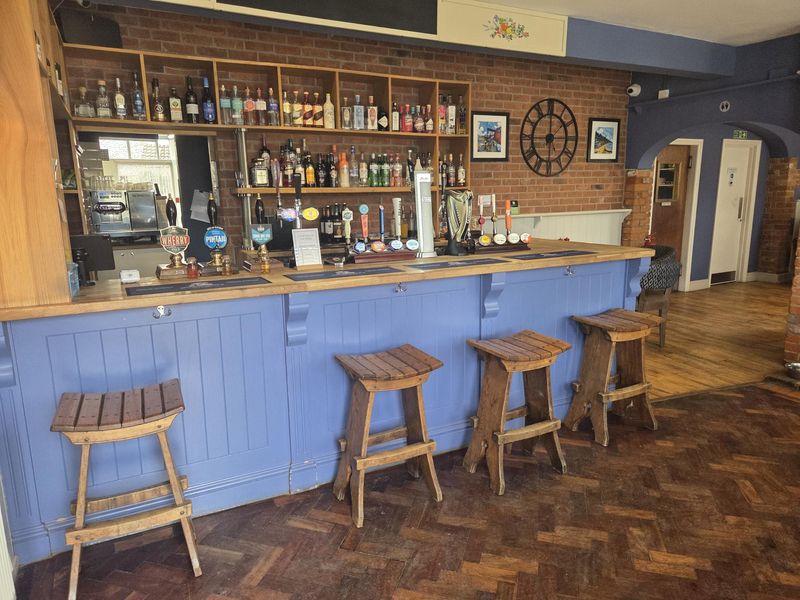 Bar. (Bar). Published on 01-07-2026