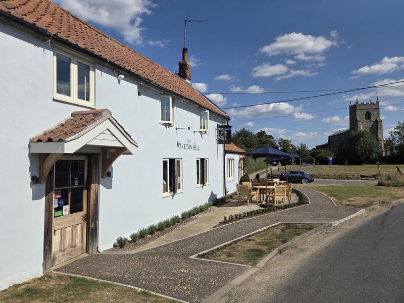 Wiveton Bell. (Pub, External, Key). Published on 01-08-2025