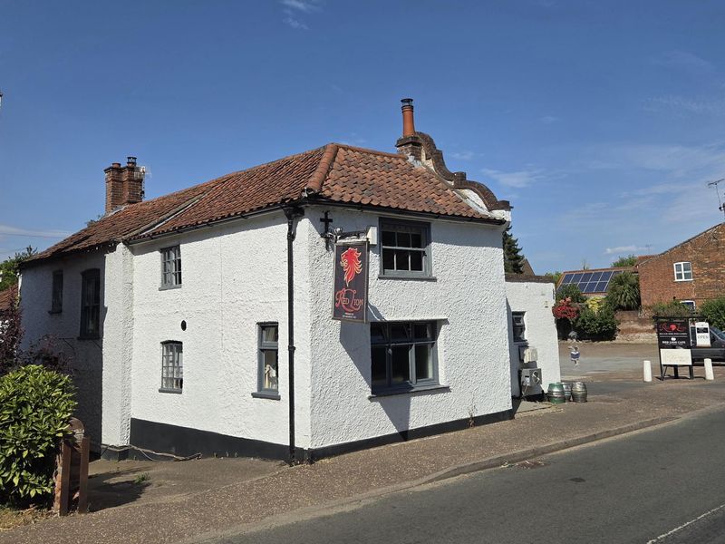 Red Lion at Coltishall. (Pub, External). Published on 01-07-2026