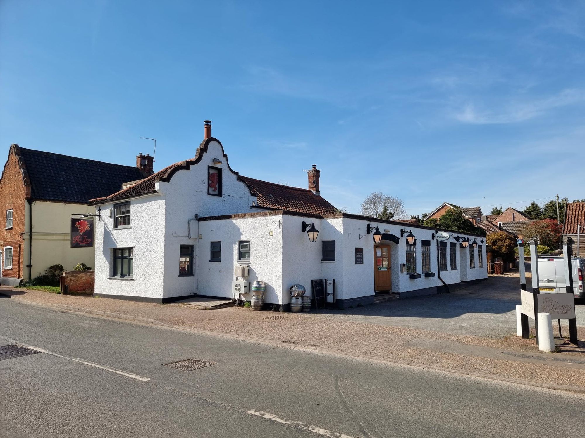 Red Lion at Coltishall. (Pub, External, Key). Published on 01-04-2025