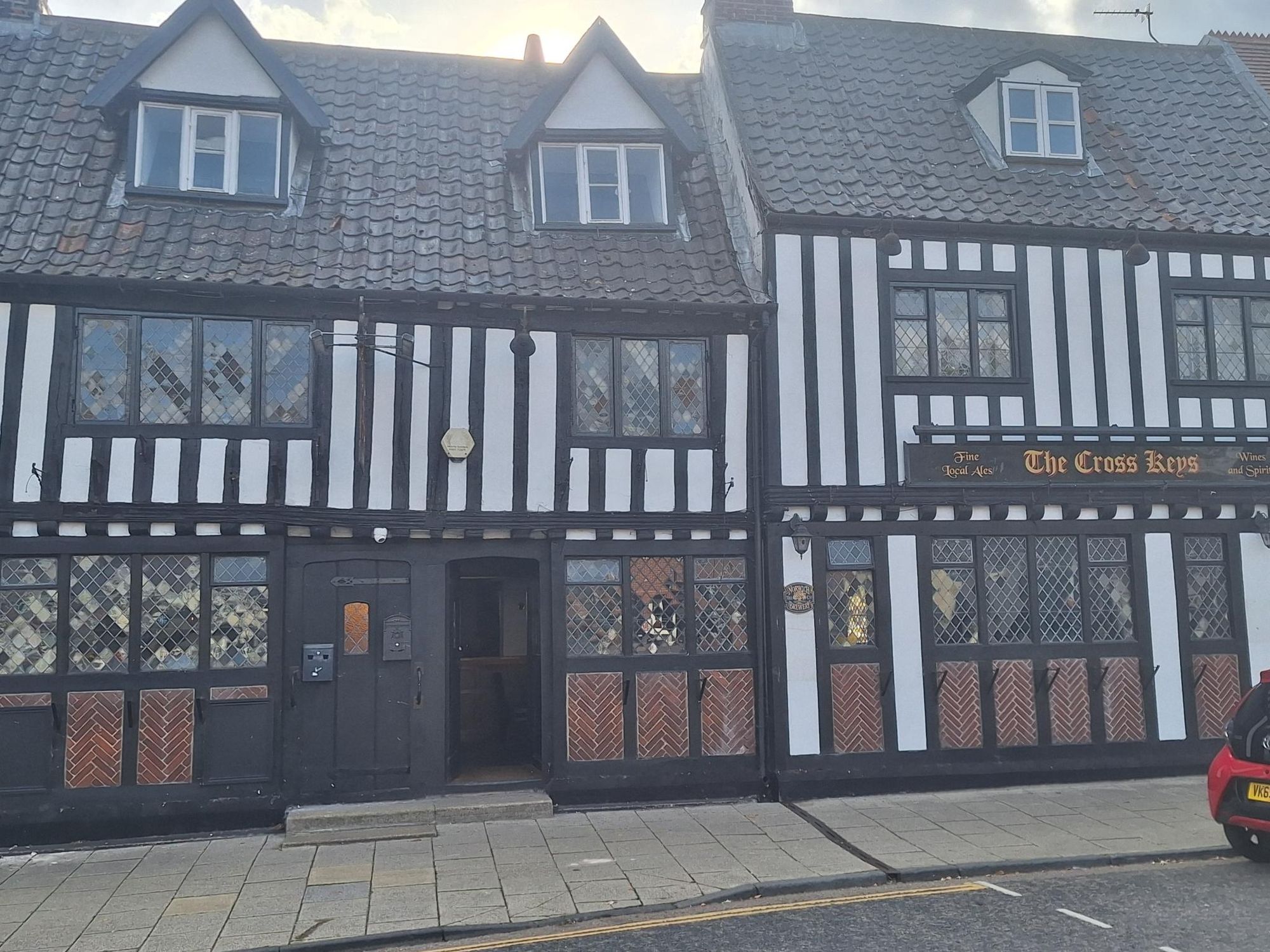 Cross Keys at Wymondham. (Pub, External, Key). Published on 01-09-2026