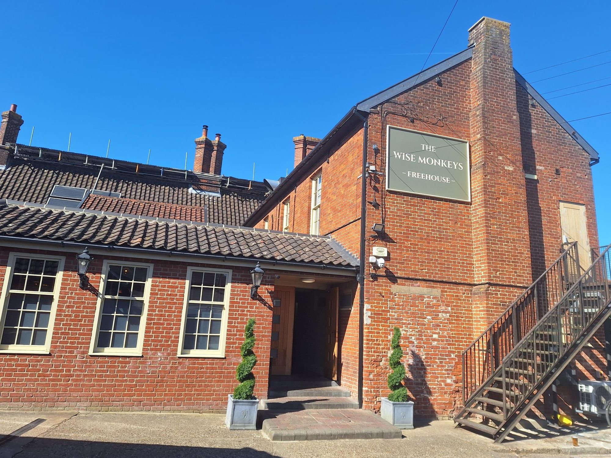 Wise Monkeys at Wymondham. (Pub, External, Key). Published on 01-04-2026