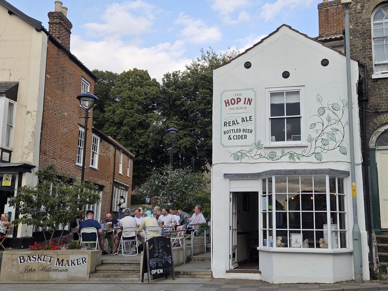 Hop In at North Walsham. (Pub, External, Key). Published on 01-08-2025