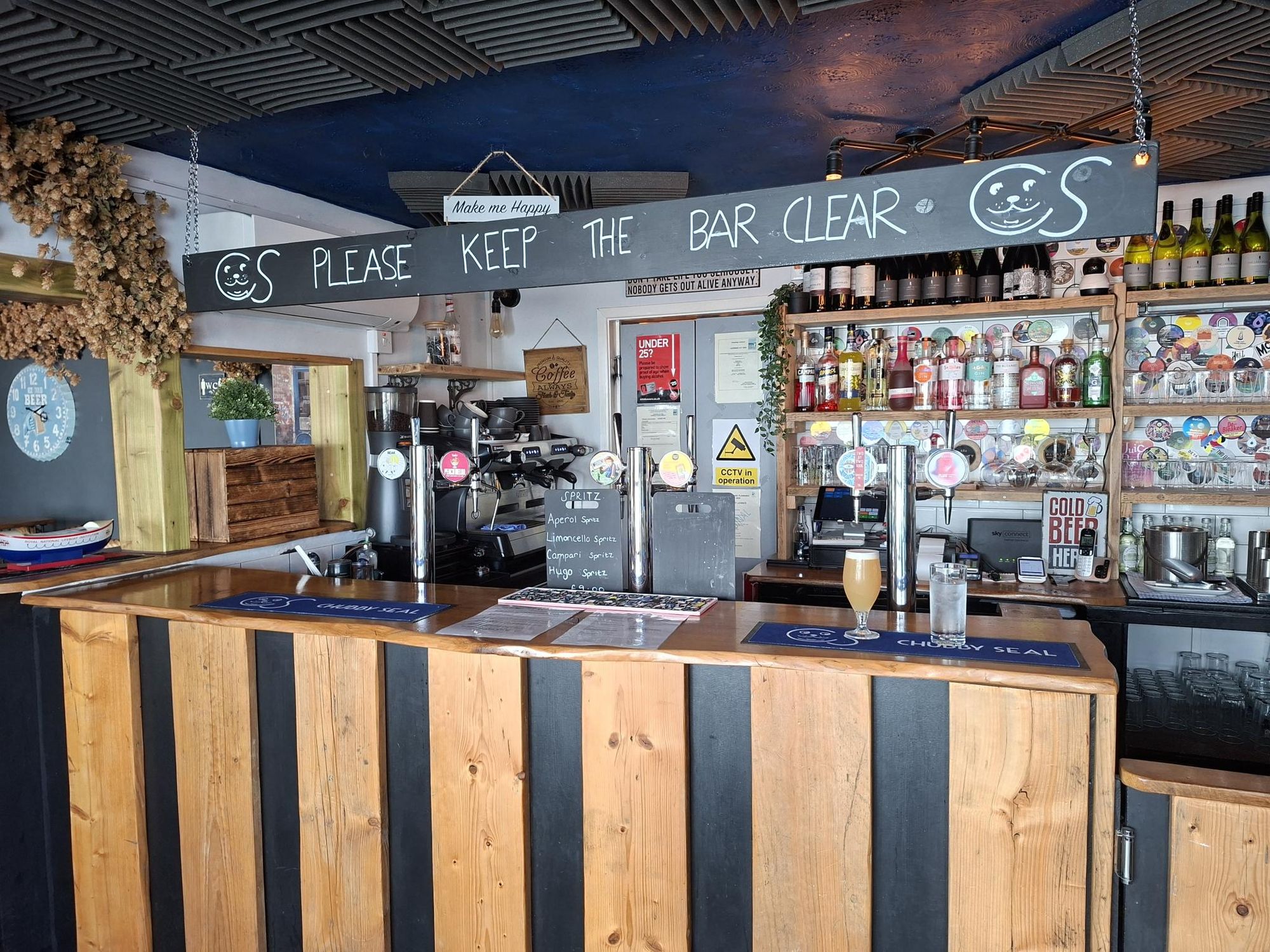 Bar. (Bar). Published on 01-05-2026