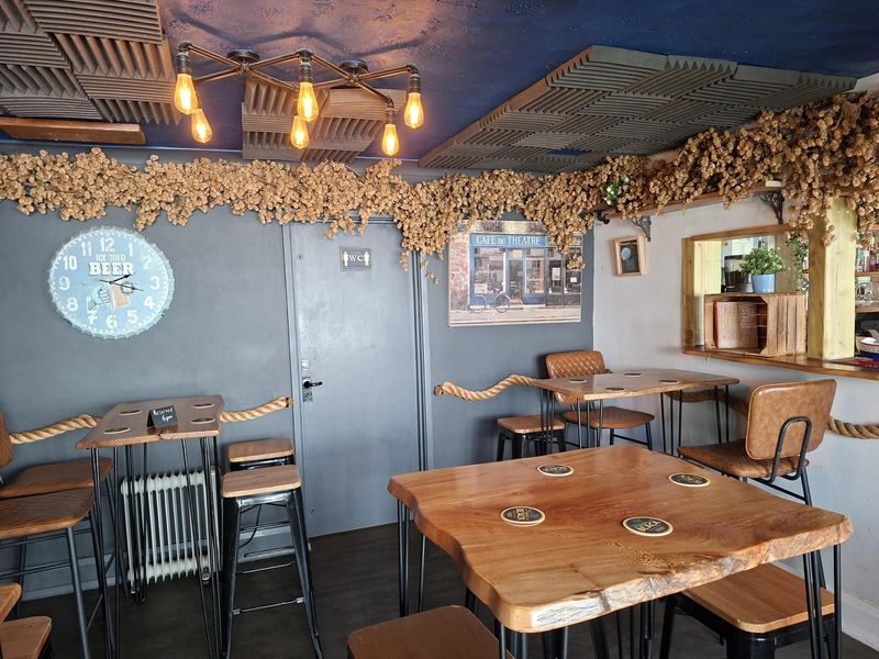 Bar. (Bar). Published on 01-05-2026 