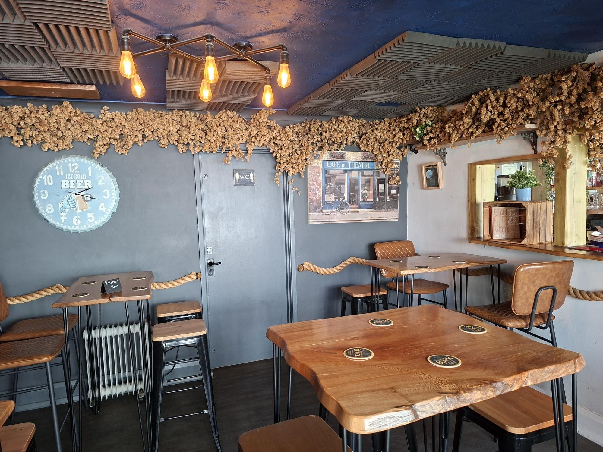 Bar. (Bar). Published on 01-05-2026