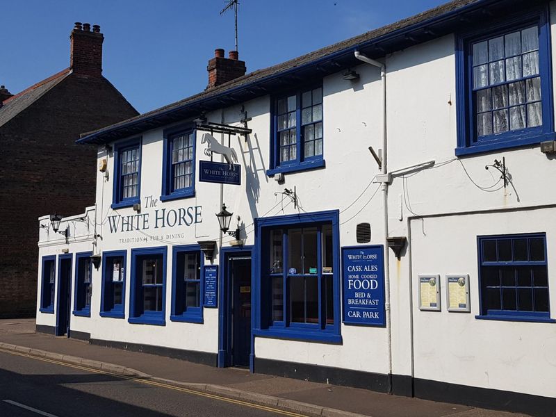 White Horse at Cromer. (Pub, External). Published on 01-09-2021 