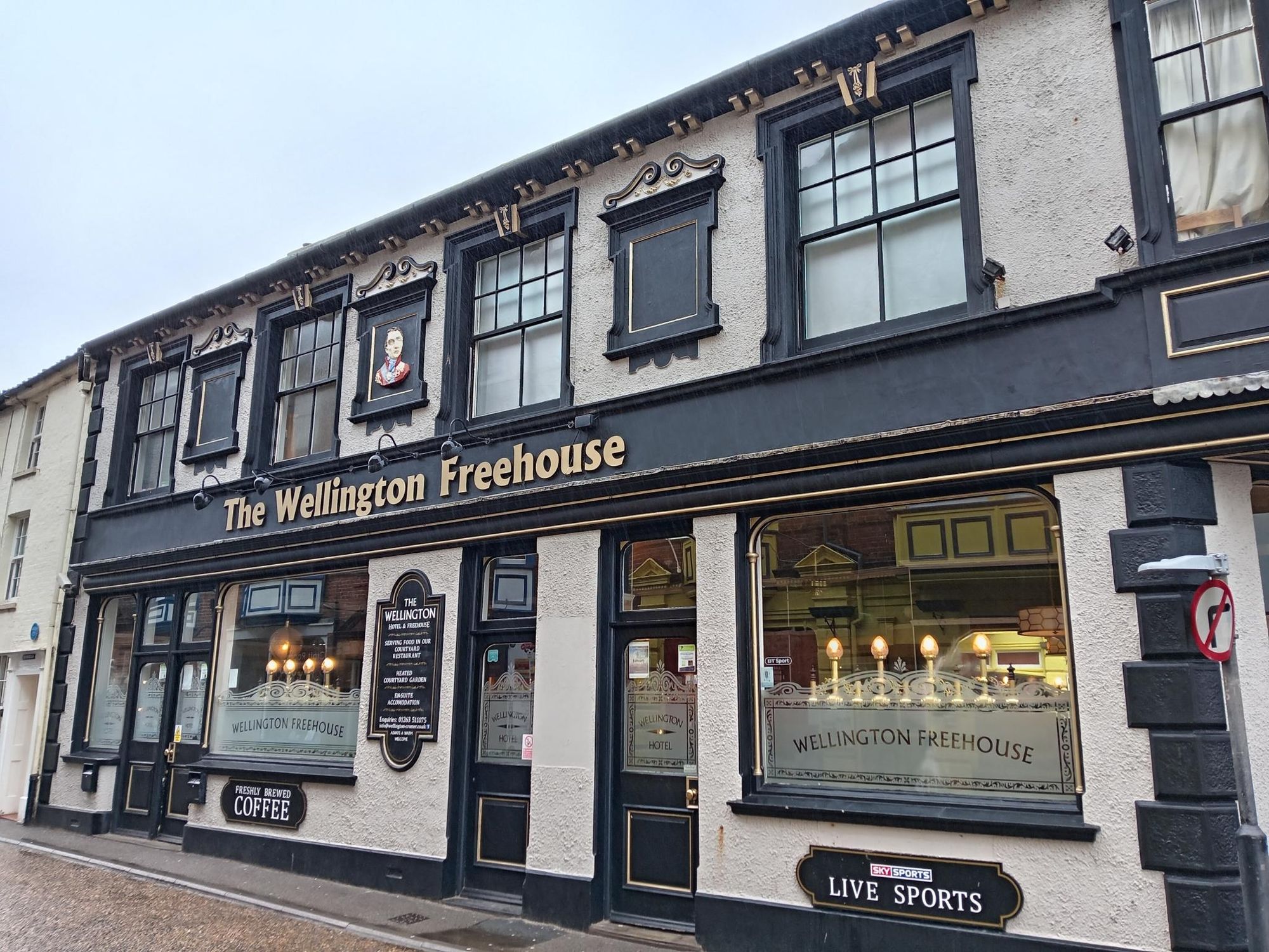 Wellington at Cromer. (Pub, External, Key). Published on 01-02-2026