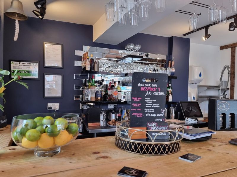 (Bar). Published on 01-05-2025 