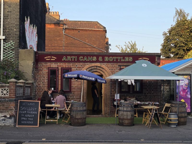 Articans, Magdalen St. (Pub, External). Published on 01-08-2026