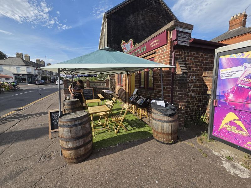 Articans, Magdalen St. (Pub, External, Key). Published on 01-08-2026