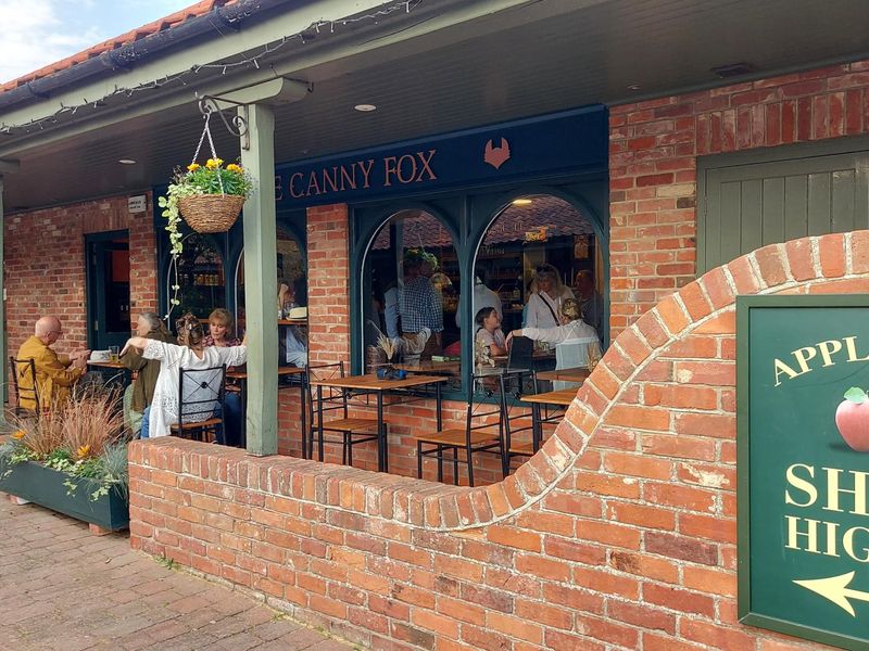 Canny Fox at Holt. (Pub, External, Key). Published on 01-08-2024