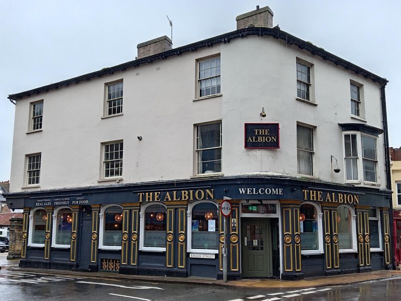 Albion at Cromer. (Pub, External). Published on 01-02-2026 